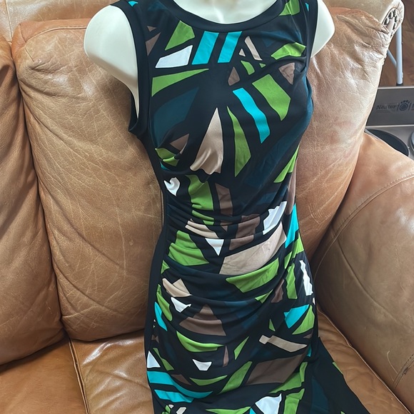 Dress by Valerie Bertinelli - Picture 3 of 4